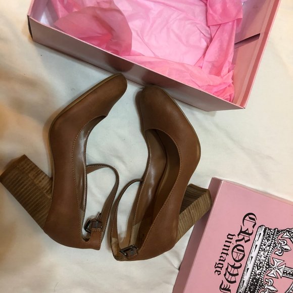 Crown Vintage Tan Leather Heels - Picture 3 of 4